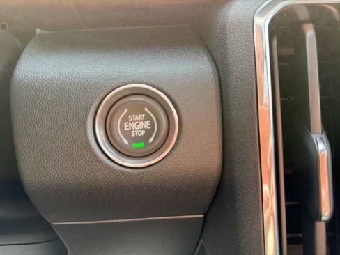 New 2026 GMC Acadia Elevation w/ Super Cruise Package AWD/4WD image 17