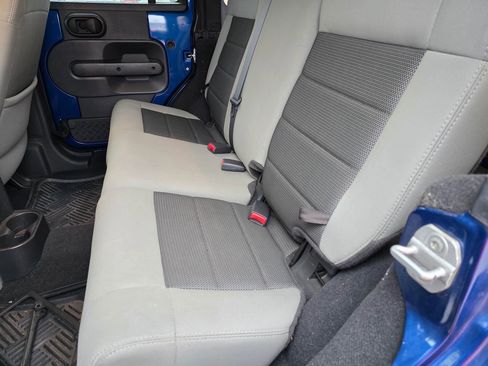 Used 2010 Jeep Wrangler Unlimited Sport image 15