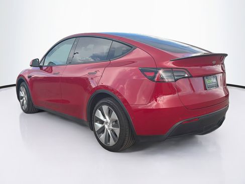 Used 2022 Tesla Model Y Long Range AWD/4WD image 5