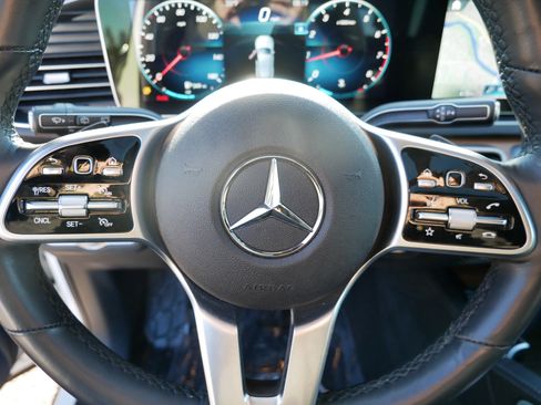 Used 2022 Mercedes-Benz GLE 350 4MATIC image 17
