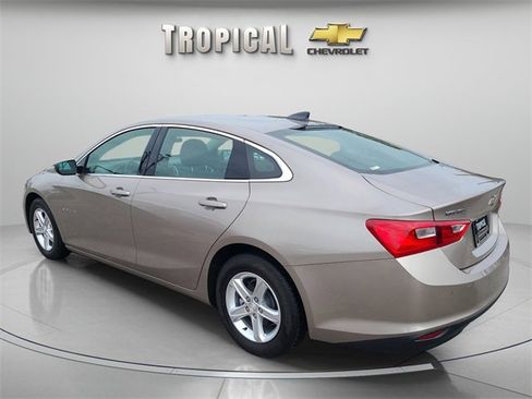 Used 2024 Chevrolet Malibu LS image 3