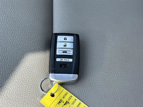 Used 2020 Acura TLX FWD image 28
