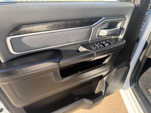 Used 2019 RAM 3500 Big Horn image 18