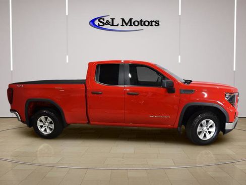 Used 2023 GMC Sierra 1500 Pro w/ Pro Value Package AWD/4WD image 8