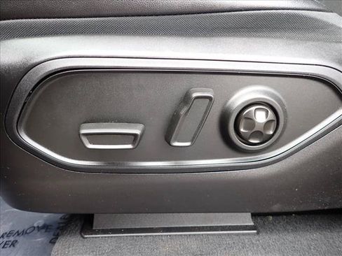 Used 2024 Jeep Grand Cherokee Trailhawk w/ Luxury Tech Group III AWD/4WD image 14