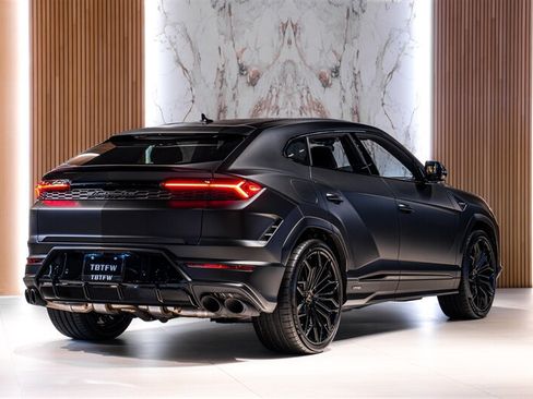 Used 2026 Lamborghini Urus Performante AWD/4WD image 2