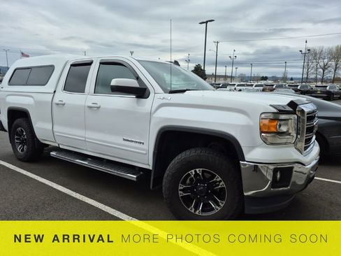 Used 2015 GMC Sierra 1500 SLE image 3
