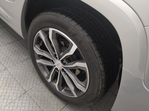 Used 2018 GMC Terrain Denali w/ Advanced Safety Package FWD image 31