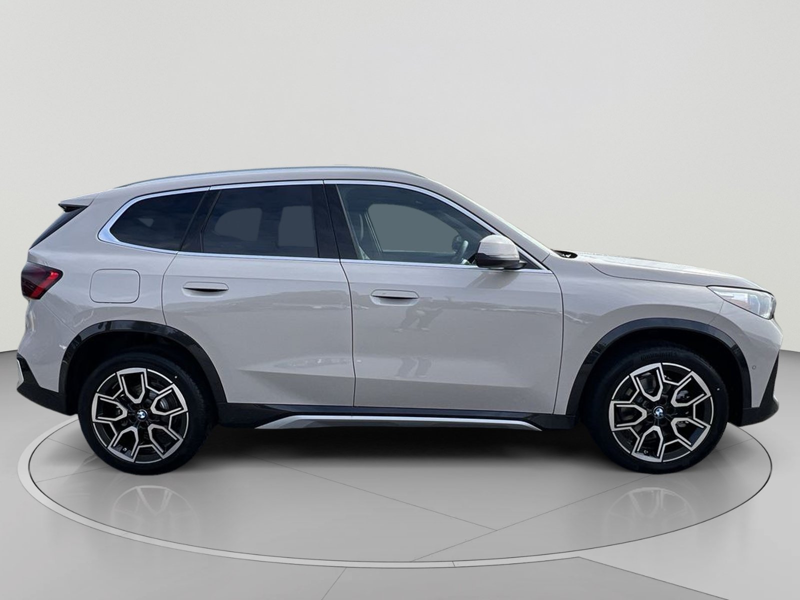 New 2026 BMW X1 xDrive28i w/ Convenience Package AWD/4WD image 6