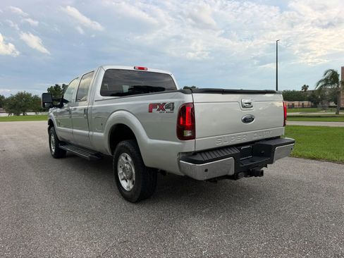 Used 2014 Ford F250 XLT w/ XLT Value Package AWD/4WD image 4