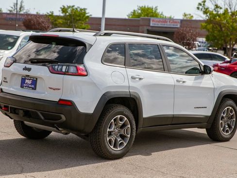 Used 2021 Jeep Cherokee Trailhawk w/ Sun, Sound & Nav Group AWD/4WD image 5