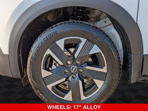 Certified 2025 Nissan Kicks SV AWD/4WD image 10