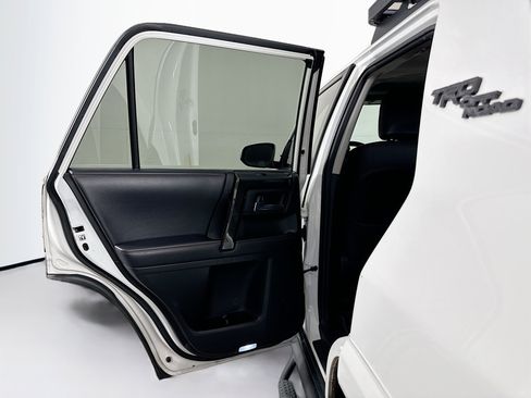 Used 2019 Toyota 4Runner TRD Off-Road Premium image 27