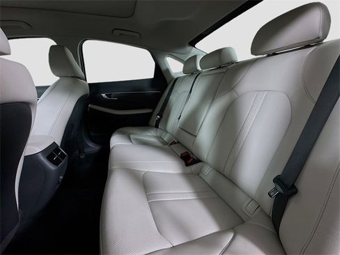 Used 2023 Hyundai Sonata Limited w/ Cargo Package image 27