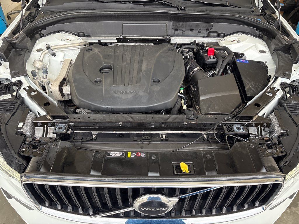 Used 2024 Volvo XC60 T8 Core AWD/4WD image 27