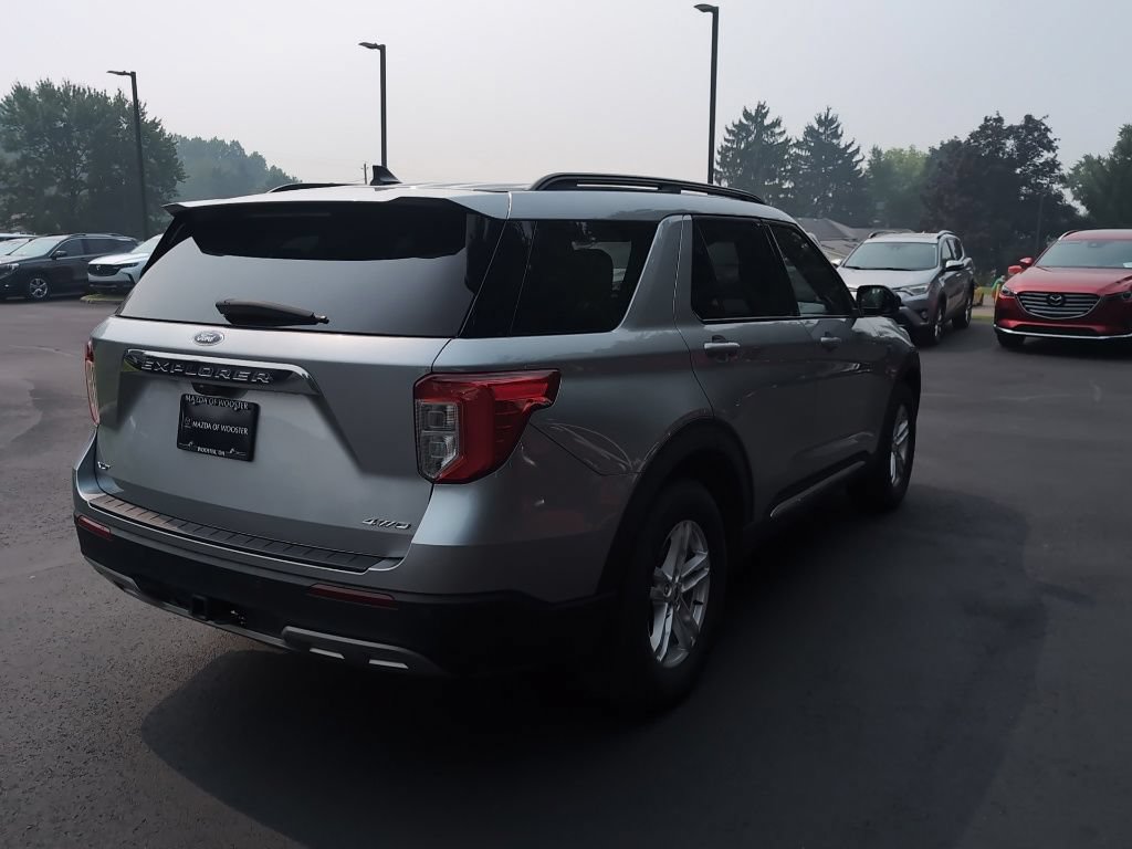 Used 2023 Ford Explorer XLT w/ Equipment Group 202A AWD/4WD image 5