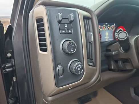 Used 2016 GMC Sierra 3500 Denali w/ Duramax Plus Package image 17
