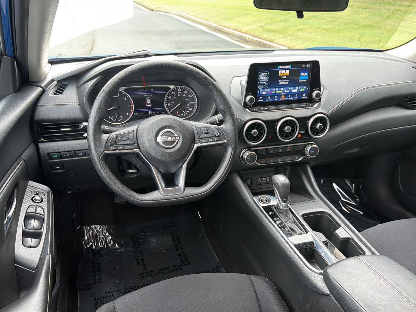Used 2025 Nissan Sentra SV FWD image 18