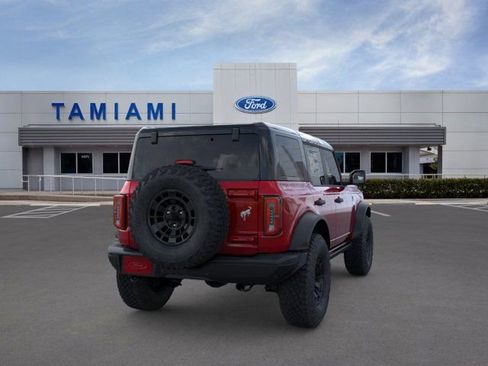 New 2026 Ford Bronco Badlands w/ Sasquatch Package AWD/4WD image 8
