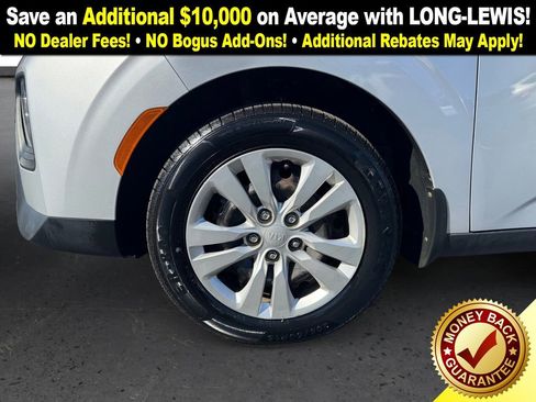 Used 2020 Kia Soul LX image 13