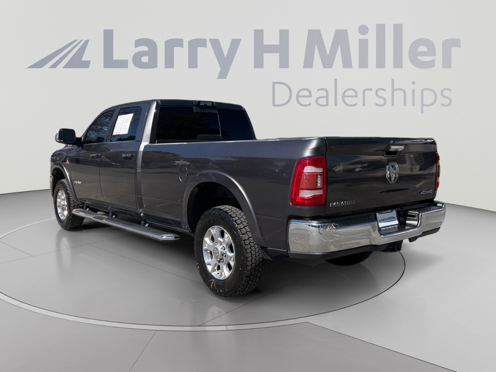 Used 2021 RAM 3500 Laramie w/ Safety Group AWD/4WD image 3