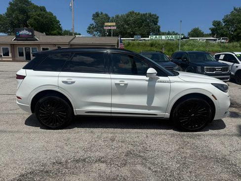 Used 2022 Lincoln Corsair Reserve w/ Equipment Group 201A AWD/4WD image 2