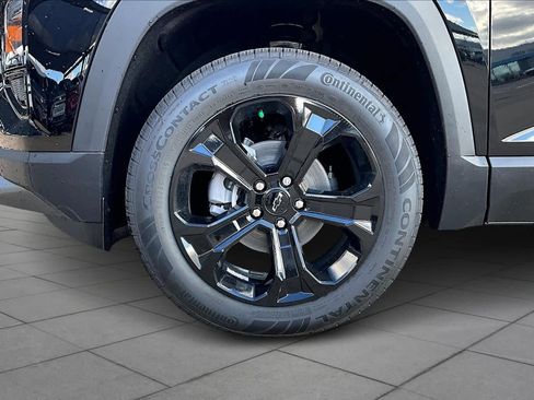 New 2026 Chevrolet Equinox LT w/ Convenience Package II image 12