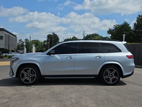 Used 2024 Mercedes-Benz GLS 450 4MATIC w/ AMG Line Exterior image 2