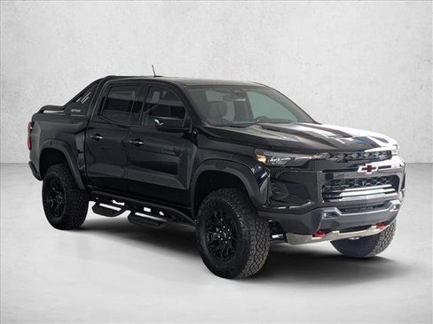 New 2026 Chevrolet Colorado ZR2 w/ Midnight Edition AWD/4WD image 2