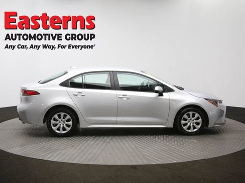 Used 2024 Toyota Corolla LE image 43