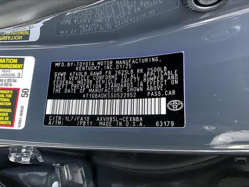 Certified 2025 Toyota Camry LE image 32