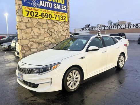 Used 2016 Kia Optima EX w/ Premium Package image 2