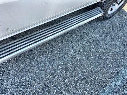 Used 2005 Chevrolet Silverado 2500 W/T image 4