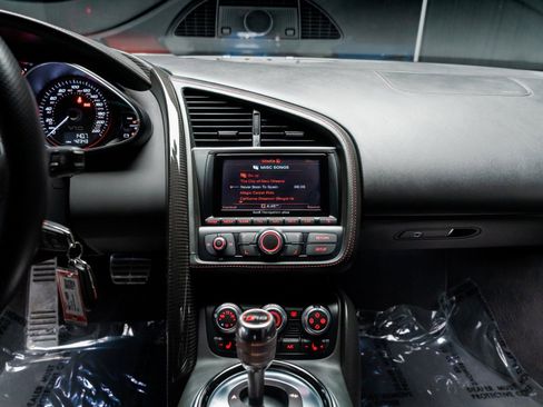 Used 2014 Audi R8 V10 image 60