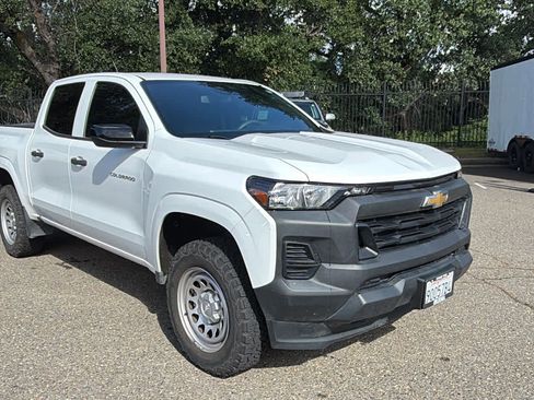 Used 2023 Chevrolet Colorado W/T w/ Safety Package AWD/4WD image 3