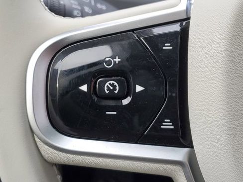 New 2026 Volvo XC90 B6 Ultra w/ Protection Package image 11