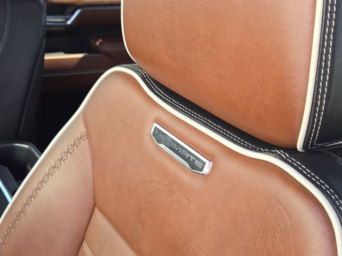 Used 2023 GMC Sierra 1500 Denali Ultimate image 18