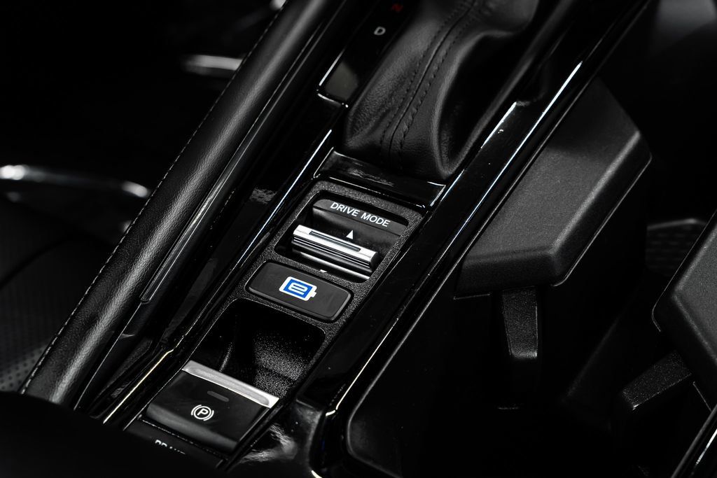 Used 2024 Honda Accord Touring image 27