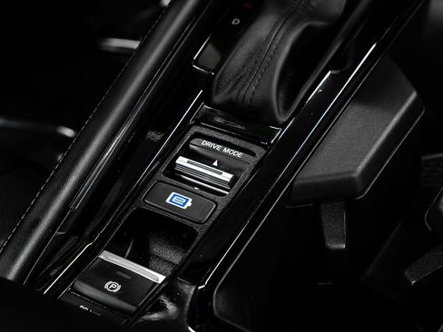 Used 2024 Honda Accord Touring image 27