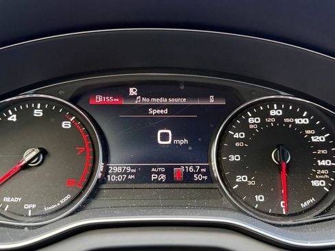 Used 2023 Audi Q5 2.0T Premium w/ Convenience Package image 17