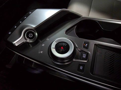 Used 2022 Kia EV6 Wind image 24