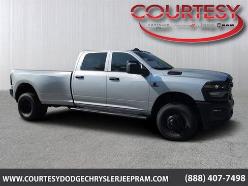 New 2026 RAM 3500 Tradesman AWD/4WD image 1