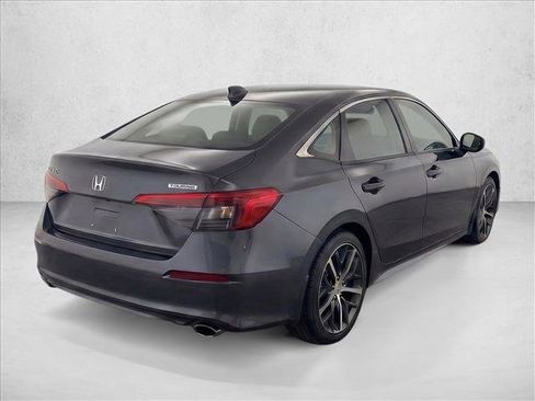 Used 2023 Honda Civic Touring image 7