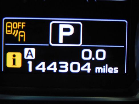 Used 2017 Subaru Forester 2.5i Touring image 11