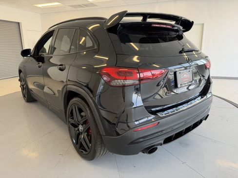 Used 2022 Mercedes-Benz GLA 35 AMG 4MATIC w/ AMG Aerodynamic Package image 5