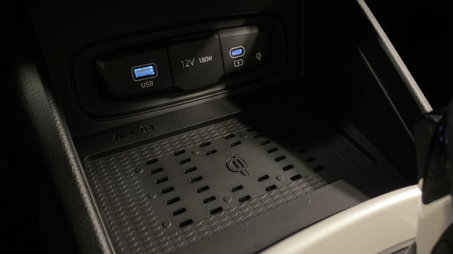 New 2026 Hyundai Venue SEL FWD image 12