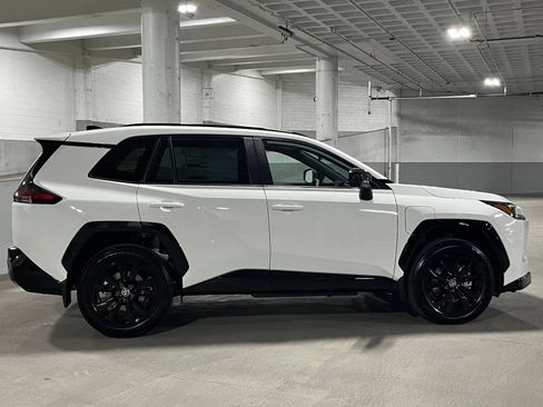 New 2026 Toyota RAV4 SE w/ Convenience Package AWD/4WD image 12