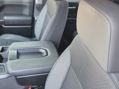 Used 2022 Chevrolet Silverado 1500 LT w/ Z71 Off-Road Package image 22