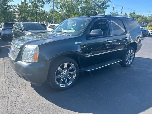 Used 2011 GMC Yukon Denali AWD/4WD image 4