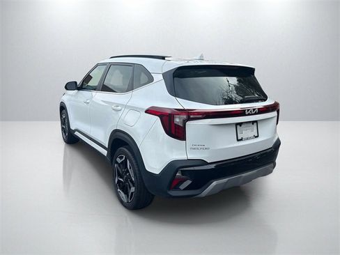 Certified 2024 Kia Seltos SX image 5